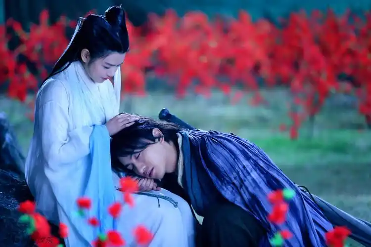 p>2014年内地版《神雕侠侣》改编自 a target="_blank" href="/item