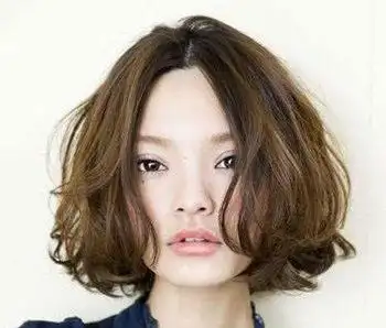 沙宣发型半烫效果 沙宣短发烫发型图片 - 烫发发型图片 - 发型社