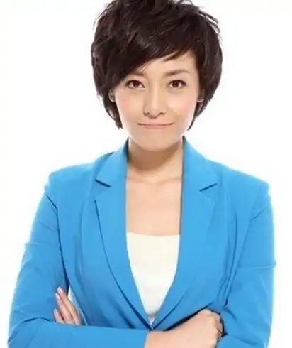 图央视主播慕林杉性感透视写真主持风格清新自然深受喜爱