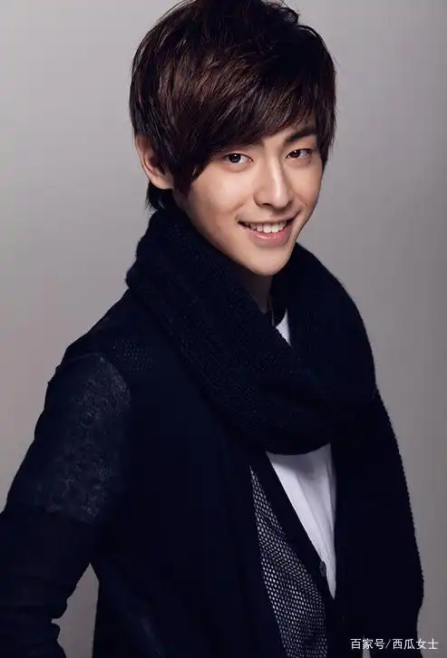 图集:刚出道时的"大男孩"邓伦