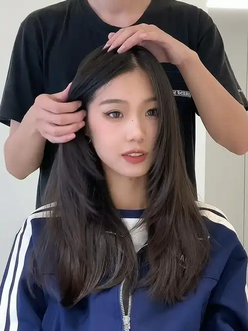 高层次中长发不烫不染也能好看