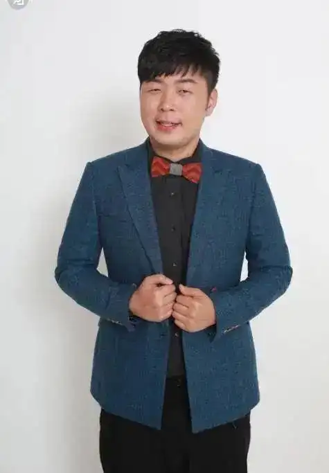 吴昕,1983年1月29日出生于辽宁省沈阳市,中国电视节目主持人,演员.