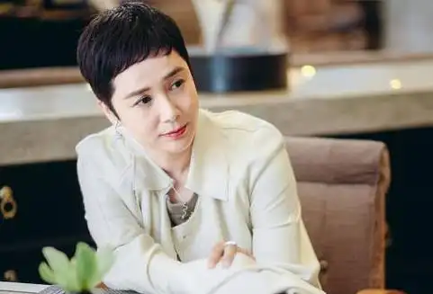 风暴舞中阿曼达是好人吗阿曼达和周子萱什么关系