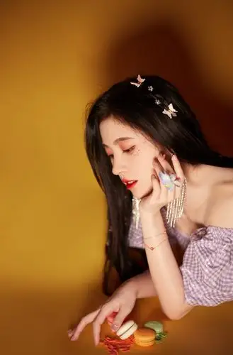 鞠婧祎紫色格子裙仙气写真图片23