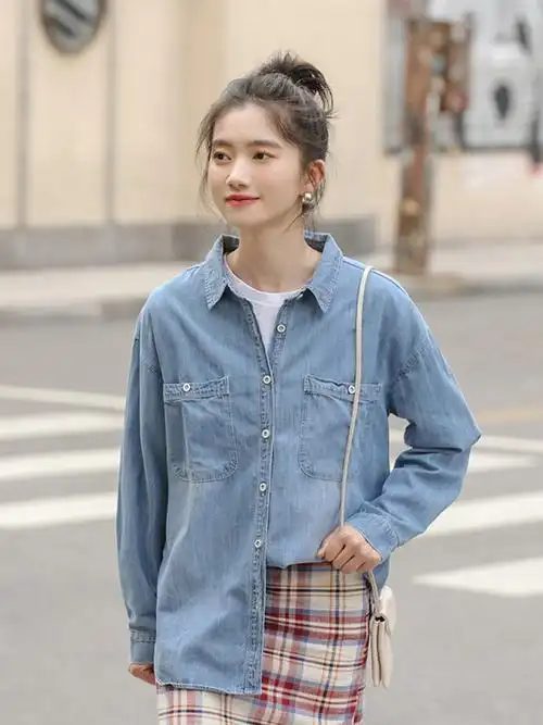 女士精品衬衫更新时间:2022年04月08日2021早秋新款蓝色牛仔衬衫女