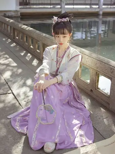 温柔紫色汉服推荐夏天薄款汉服不定期更新