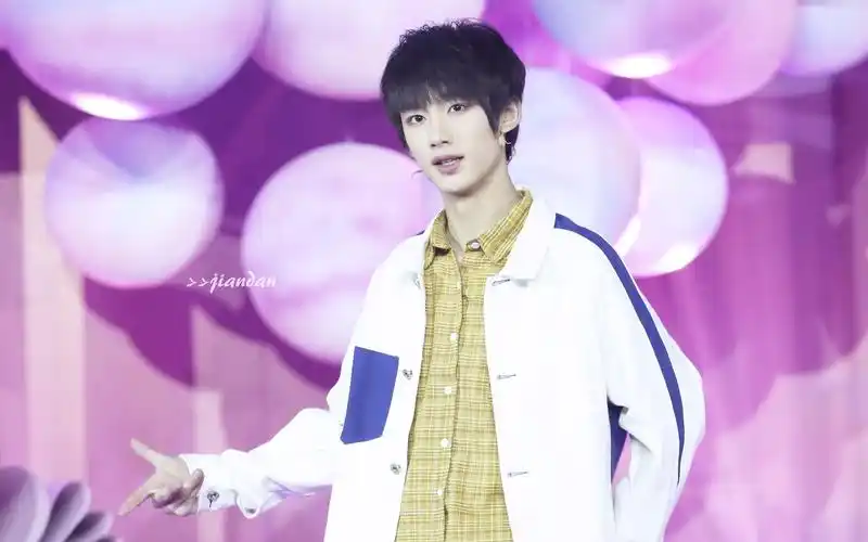 丁程鑫tf家族星期五练习生之第二人生失恋阵线联盟