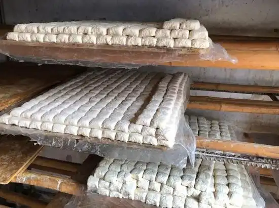 发酵中的建水豆腐.图/图虫·创意