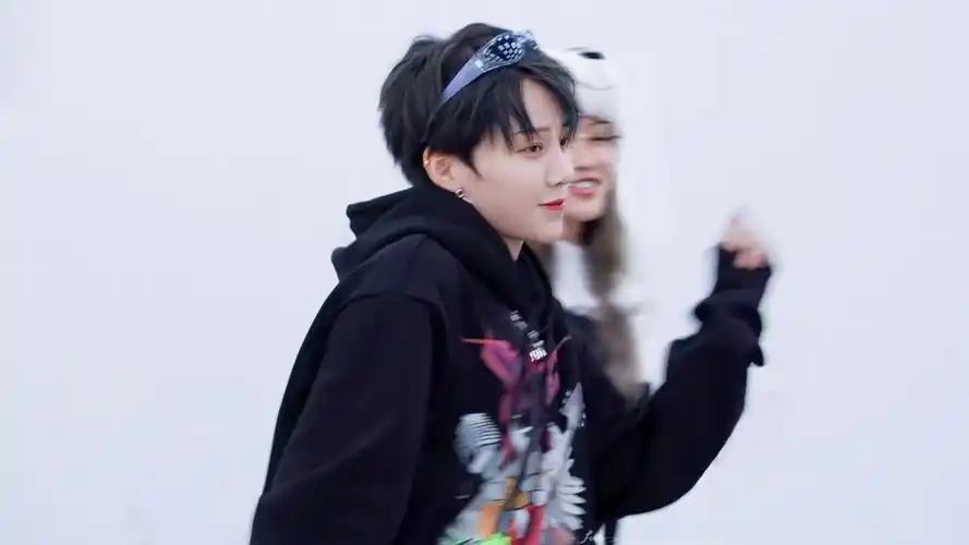 刘雨昕潮流合伙人2 - 堆糖,美图壁纸兴趣社区