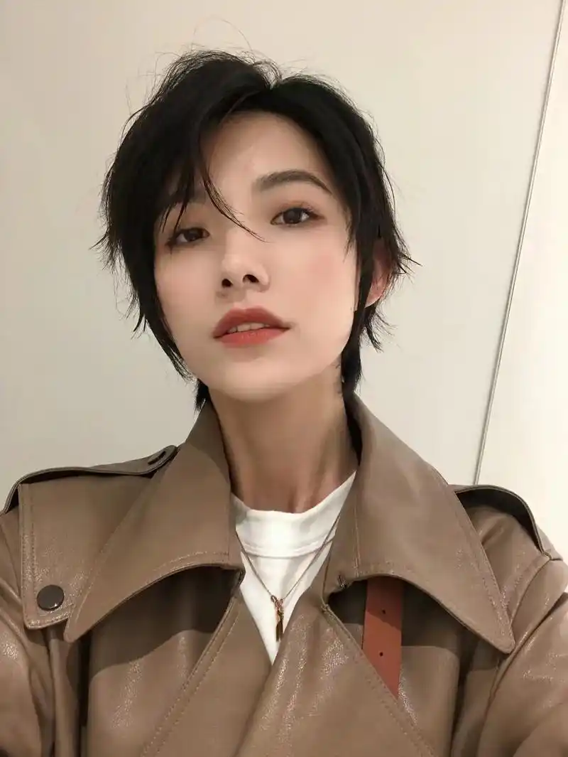 【今日发型推荐】女生超a短发非常干练的.【今日发型推荐】女 - 抖音