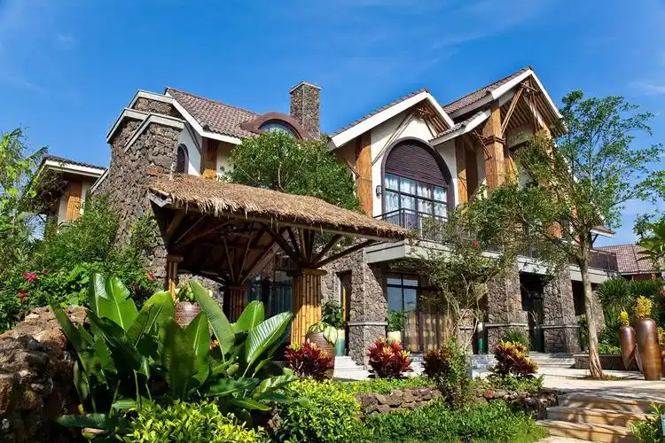 海口观澜湖观墅项目双拼四联排产权式酒店别墅在售,均价38000元/㎡