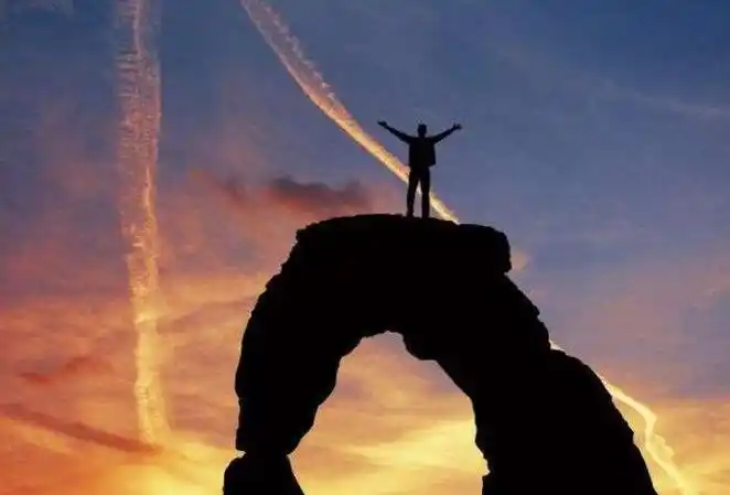 内心强大霸气的图片