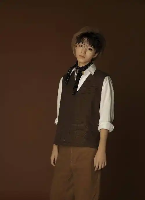 王俊凯20岁生日当天完成两件大事,为此还求助小马哥,太用心了_魔术