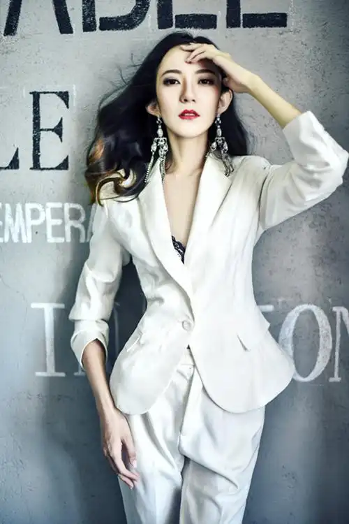 天津金牌模特导师王莹莹正式担任亚洲模特协会执行委员