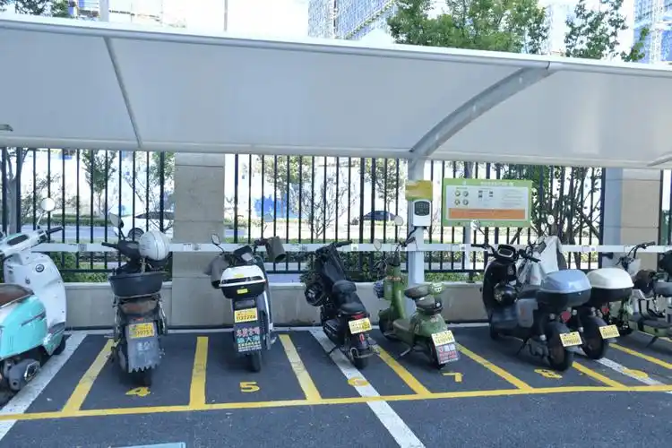 电动自行车充电场地焕"新"升级_小区_场所_系统