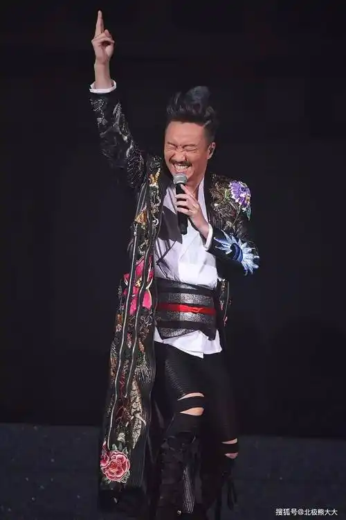 嚣张跋扈目中无人,喜欢打人爱惹事,"港圈太子爷"郑中基现形记_杨千嬅