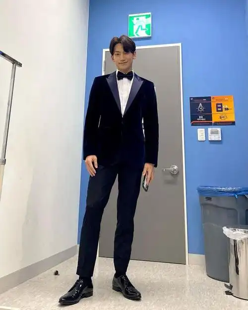 14位「真实身高令人惊讶」的韩星|池昌旭|金素妍|孝渊|宋仲基|防弹