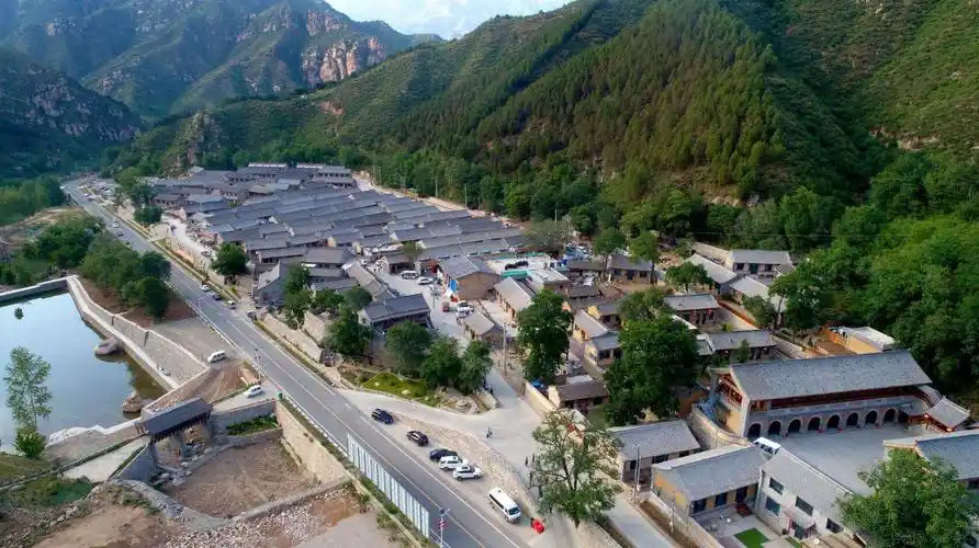 阜平骆驼湾村传来欢声笑语老百姓靠这个脱贫了