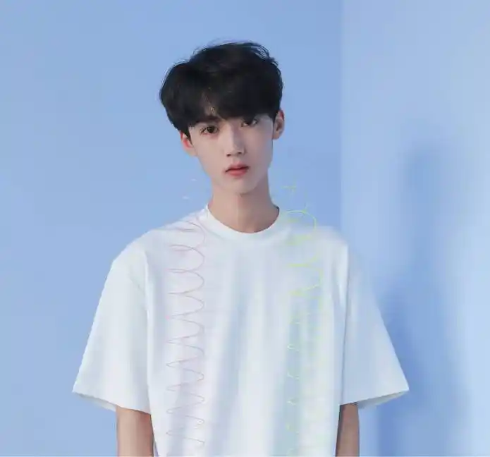 适合16岁男学生的发型有哪些?这3款让他们更加帅气