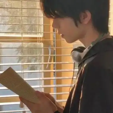 超酷高冷范帅到炸裂的男生好看头像