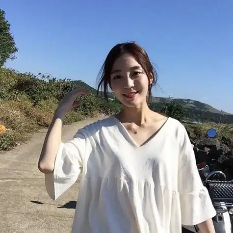 女孩生活照背景头像 女生头像图片大全 -【爱个性】