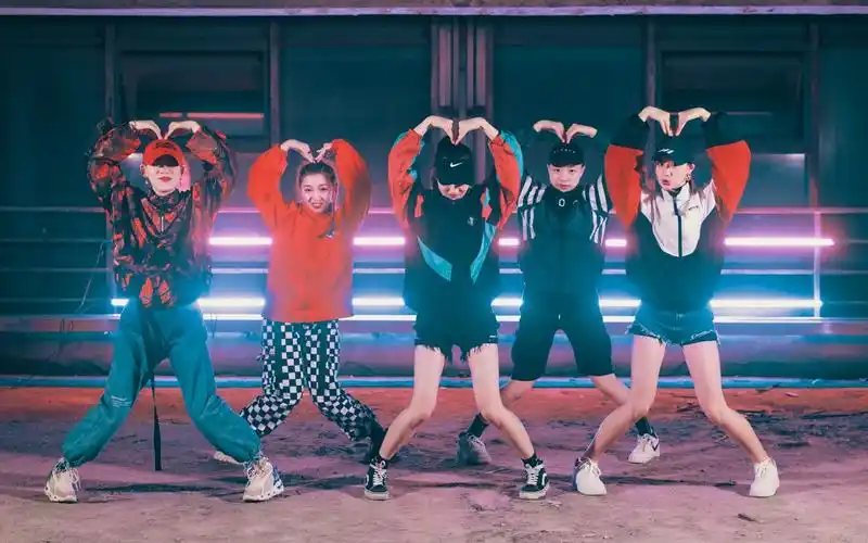 单色舞蹈帅气urban编舞krippykush