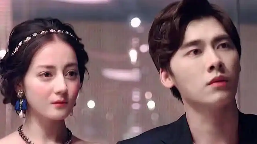 李易峰和迪丽热巴的小甜剧来啦其实这对也挺好磕不是吗