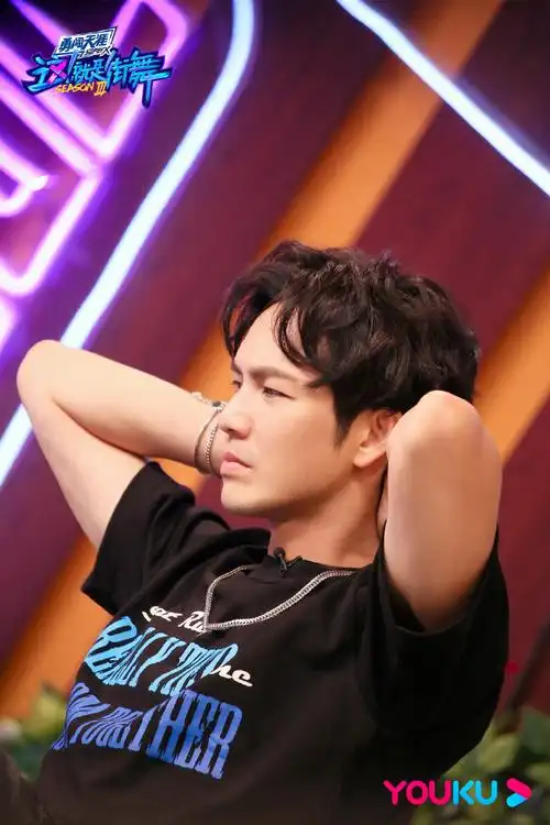 钟汉良电视剧亦舞之城##钟汉良o巡回演唱会##钟汉良冯睿