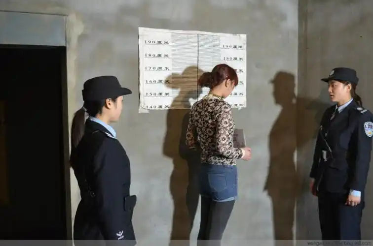 【转载】性感女囚服刑众生相