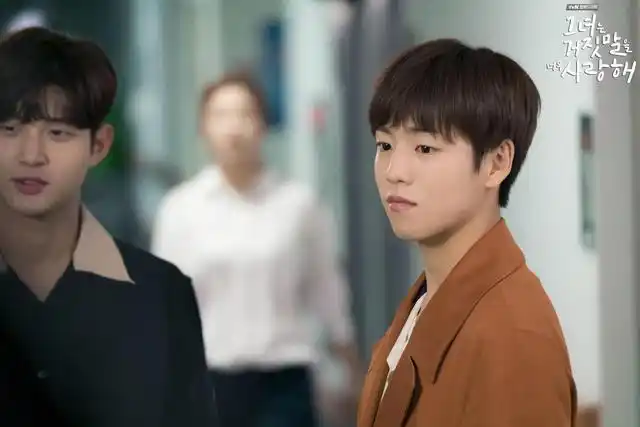 李玹雨确定搭档车银优,朴珪瑛,出演最新电视剧《今天也很可爱的狗》