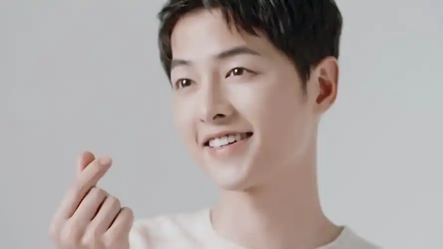 宋仲基济州航空宣传写真图片桌面壁纸