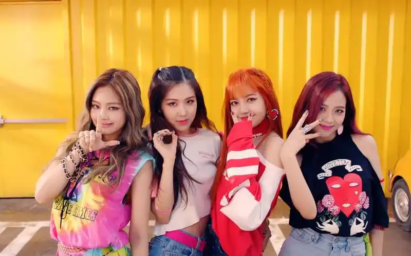 blackpink回归确定毫无预兆的情况下jennie中输已破百万