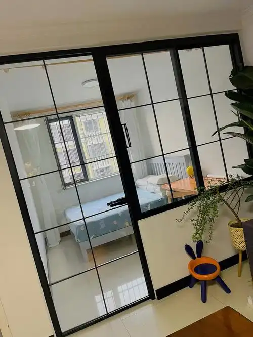 心心念念的极窄隔断门窗终于到了,还行#旧房改造  #两室改三室  #隔断