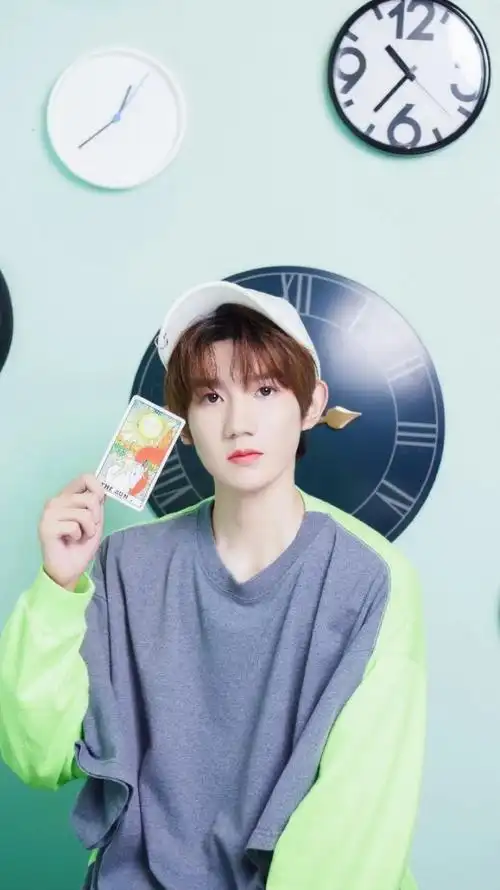 王源-偶像头像壁纸-话本小说网