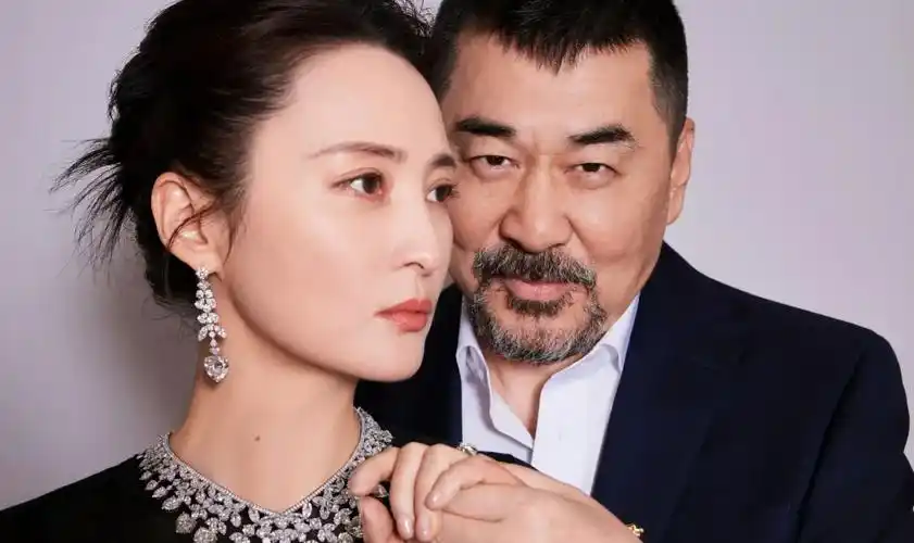 蒋勤勤与陈建斌婚后几十年相濡以沫是我们误解了他们的真爱