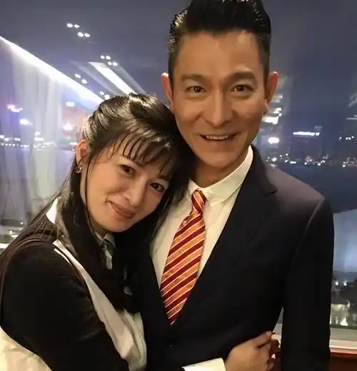 刘德华最疼爱的女人,走红后两人反目成仇,二嫁富豪_陈少霞_李文辉