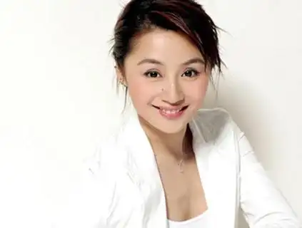 图湖南卫视主持人曹颖近况产后曝光被拍