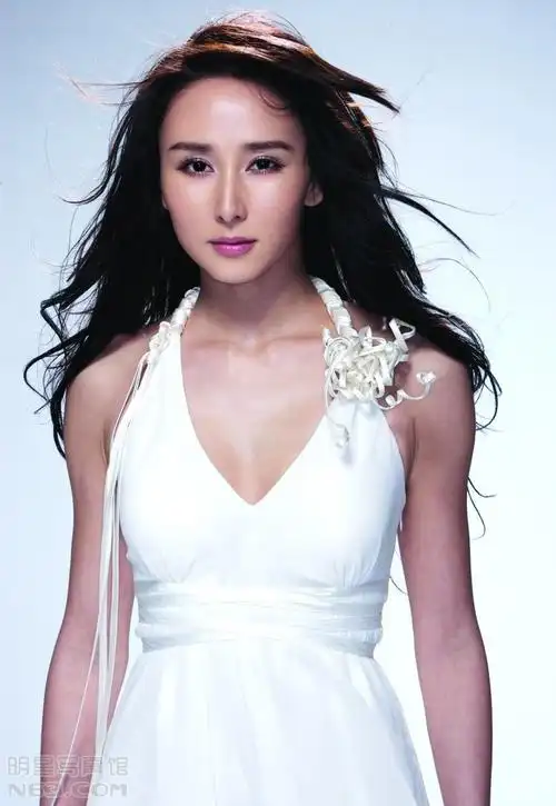 胡静写真图片-自制1366x768壁纸.大图-明星写真馆n63.com