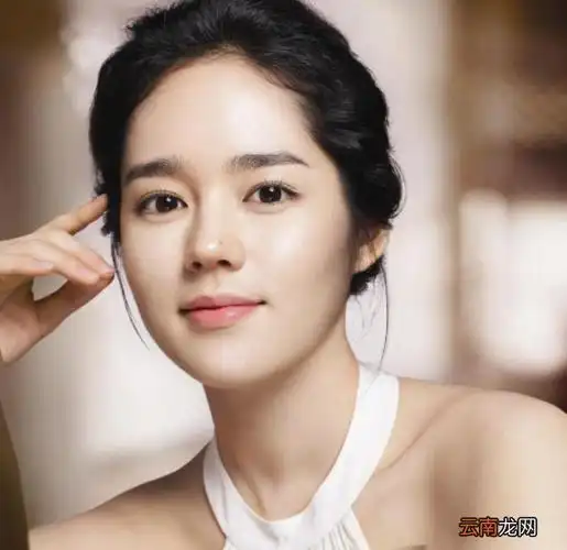 美女"名单 , 包括孙艺珍,金喜善,韩志昰,韩佳人,李奈映,宋慧乔,韩艺瑟