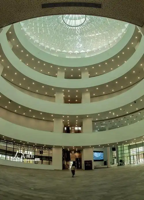 广州艺术博物院广州美术馆新馆光影迷人