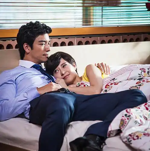 《桃花运》收官 王汀收获美男超幸福|桃花运|王汀|电视剧_新浪娱乐