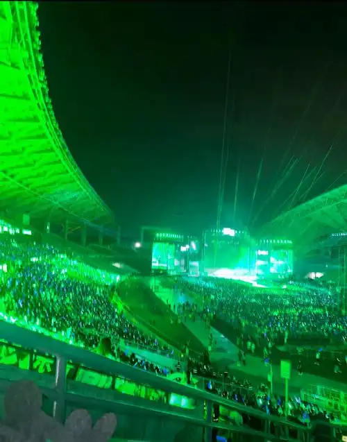 王源绿海##罗伯特 tfboys已经解散了