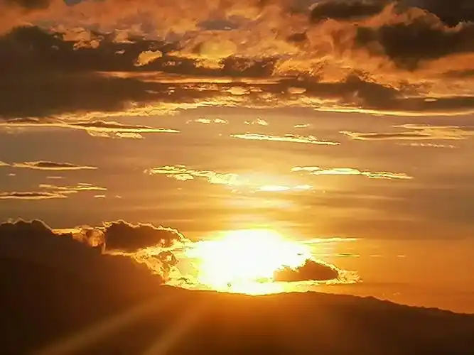 清风醉夕阳,晚霞美如画