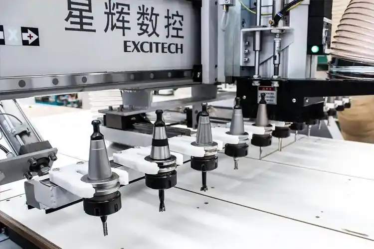 星辉数控开料设备直排刀库加工中心