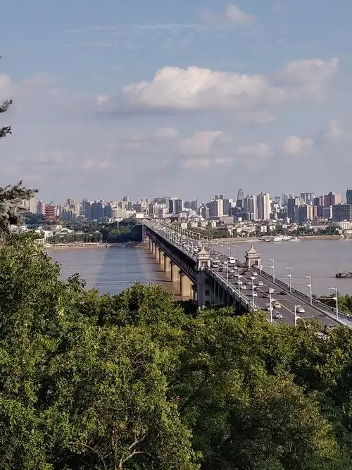 酋长哥 的想法: 武汉长江大桥和汉阳晴川阁 晴川历历汉阳… - 知乎