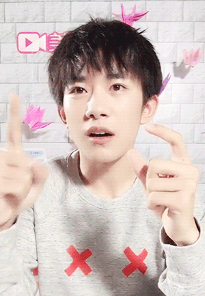 都是高考惹的祸|第一眼以为是p的,原来易烊千玺真的变成了大叔?