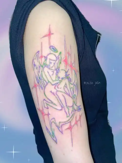 一图一扎 请勿盗图#上海纹身  #文身急诊室  #天使恶魔  #亚文化