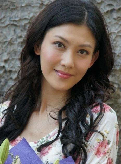 如何找明星代言,李彩桦代言