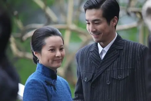 邹廷威《母亲母亲》红色偶像口碑受赞