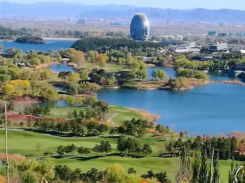 北京怀柔雁栖湖美景——西山步道